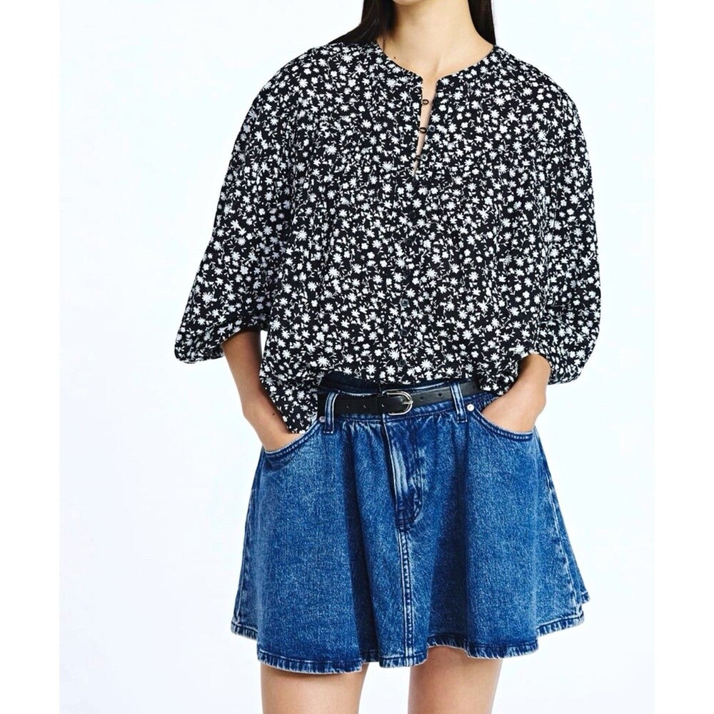 XL Black White Floral Long Sleeve Button Ruffle Round Neck Blouse Cotton Flowy